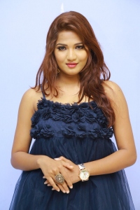 Actress-Sravani-Nikki-13