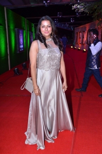 Bhumika-Photos-@-Zee-Telugu-Cine-Awards-2020-7