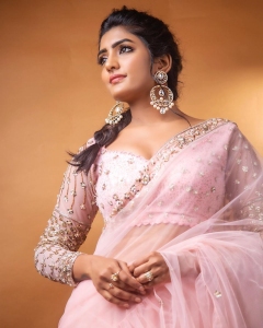 Actress Eesha Rebba Photos