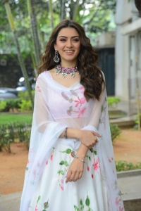 Hansika-3_1