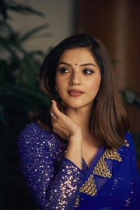 Mehreen-Pirzada-11