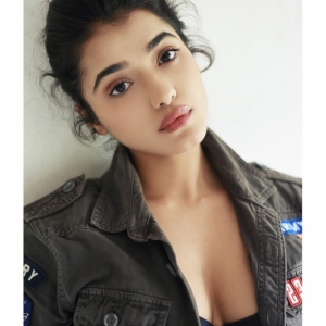 ketika sharma (4)