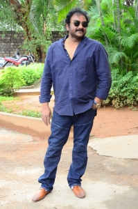 VV Vinayak