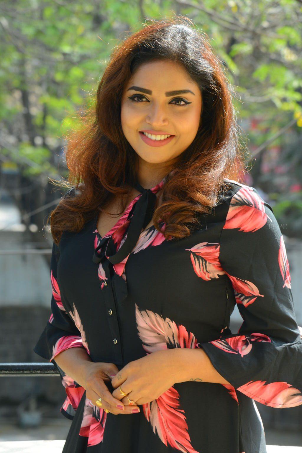 Actress Karunya Chowdary Latest Photos - Tfpc